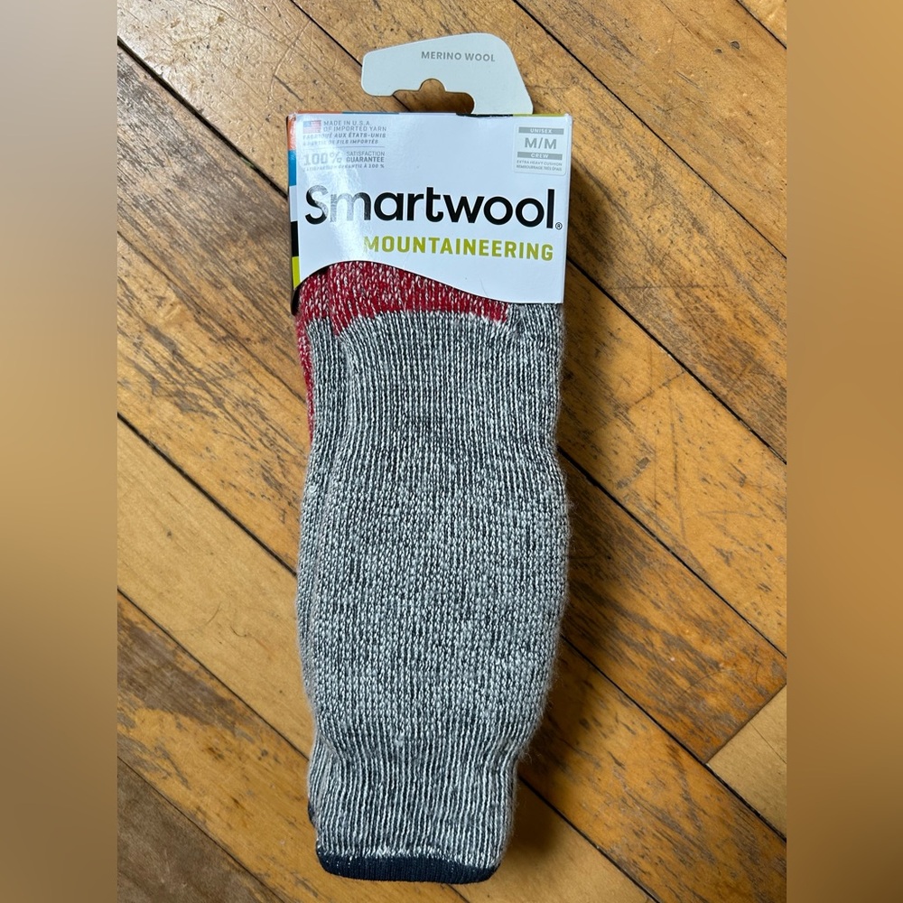 🌲NWT Smartwool mountaineering socks unisex M